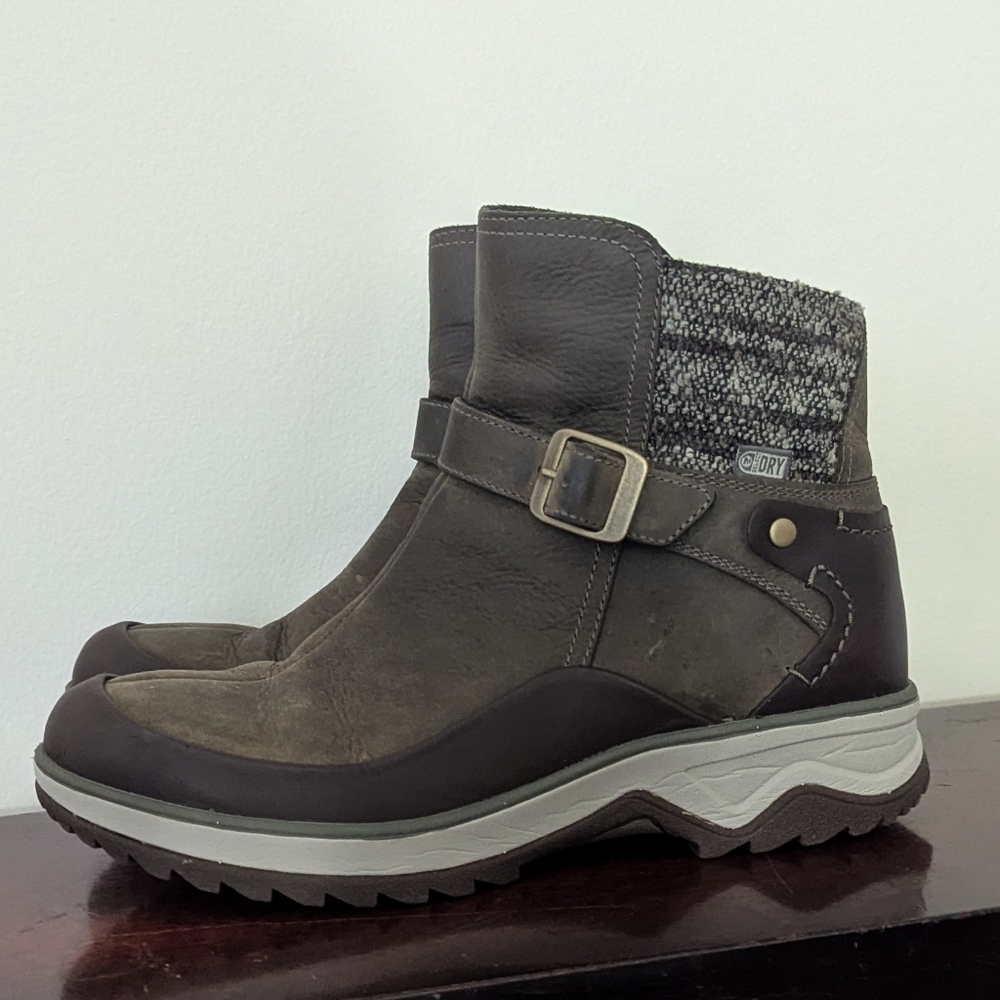 Merrell Eventyr Strap Women Ankle Boots Bungee Cord Waterproof US 6.5